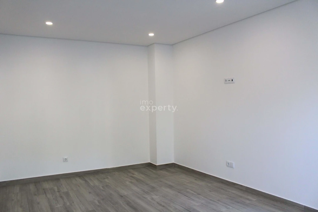 Moradia T4 para Venda em Tavira (Santa Maria e Santiago) Foto 8