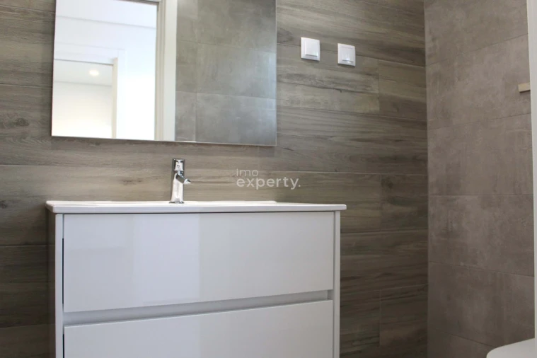 Moradia T4 para Venda em Tavira (Santa Maria e Santiago) Foto 9