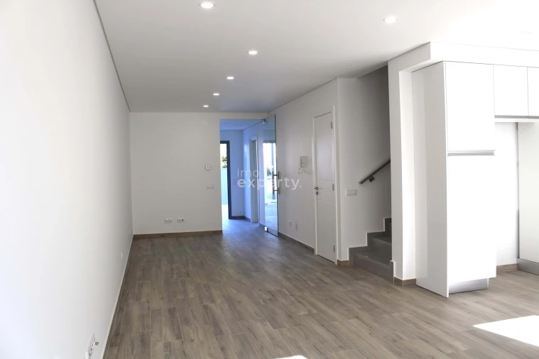 Moradia T4 para Venda em Tavira (Santa Maria e Santiago) Foto 5