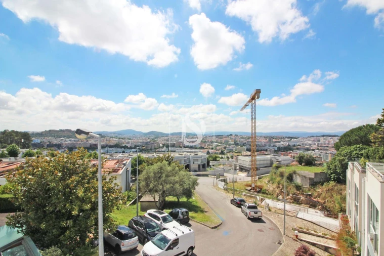 Moradia T4 para Venda em Nogueiró e Tenões Foto 22