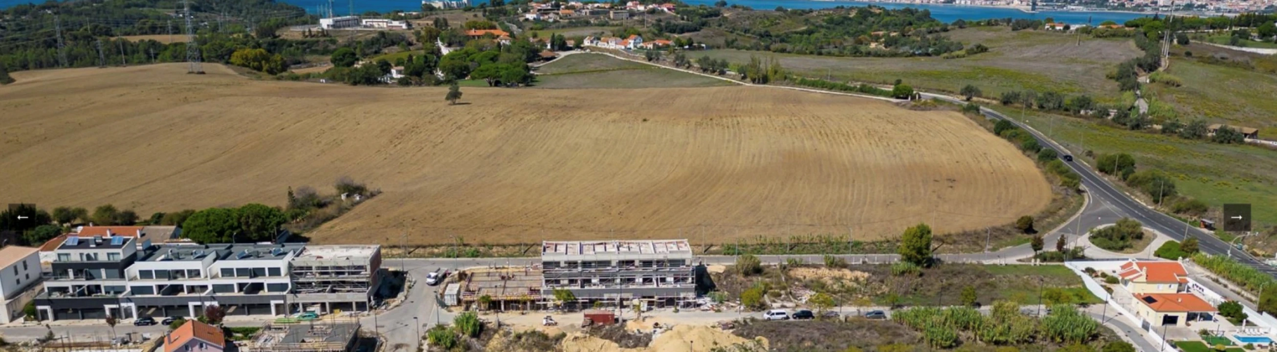 Terreno para Venda em Caparica e Trafaria Foto 1