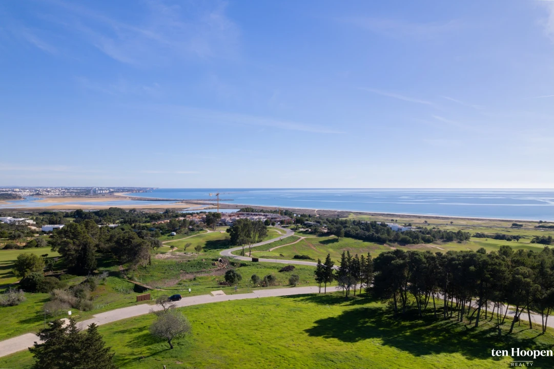 Moradia T4 para Venda em Odiaxere Foto 18