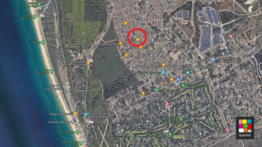 Moradia T4 para Venda em Charneca de Caparica e Sobreda Foto 21