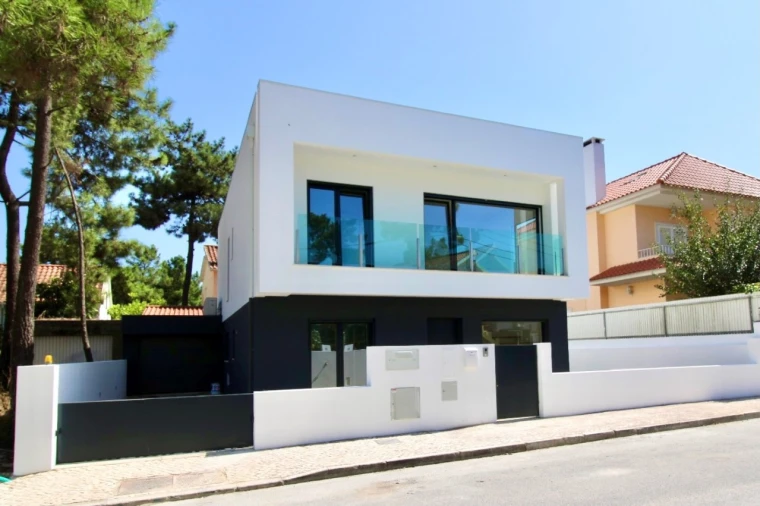Moradia T4 para Venda em Charneca de Caparica e Sobreda Foto 3