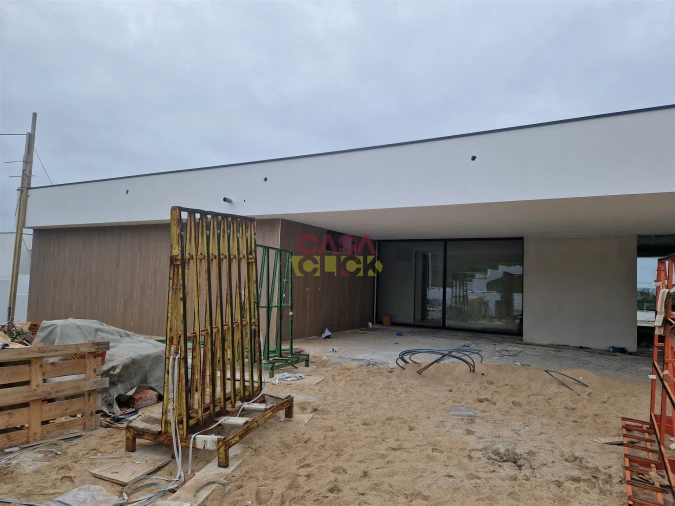 Moradia T5 para Venda em Montalvo Foto 7