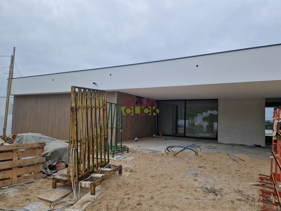 Moradia T5 para Venda em Montalvo Foto 7