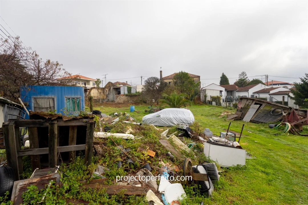 Moradia T8 para Venda em Paços de Brandão Foto 9