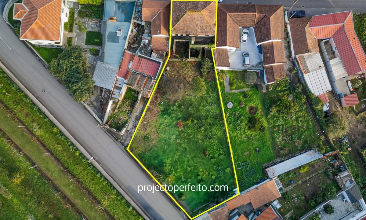 Moradia T8 para Venda em Paços de Brandão Foto 14