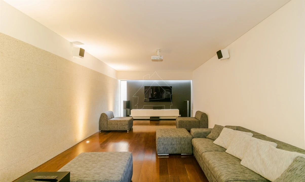 Moradia T3 para Venda em São Miguel do Souto e Mosteirô Foto 4