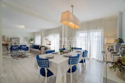 Apartamento T4 para Venda em Marvila, Ribeira Santarém, São Salvador, São Nicolau