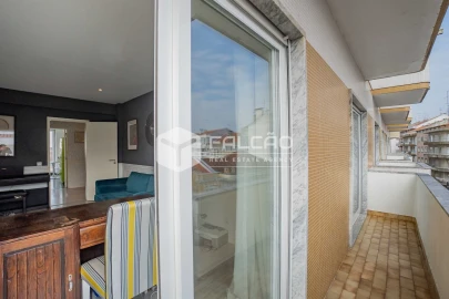 Apartamento T4 para Venda em Marvila, Ribeira Santarém, São Salvador, São Nicolau