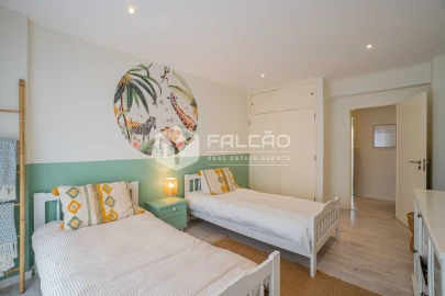 Apartamento T4 para Venda em Marvila, Ribeira Santarém, São Salvador, São Nicolau