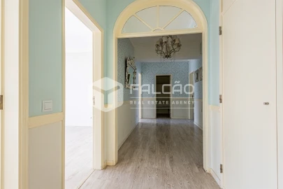 Apartamento T4 para Venda em Marvila, Ribeira Santarém, São Salvador, São Nicolau