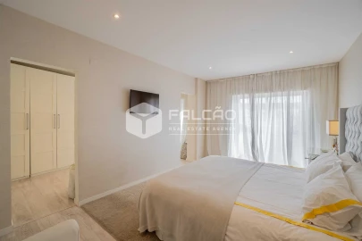 Apartamento T4 para Venda em Marvila, Ribeira Santarém, São Salvador, São Nicolau