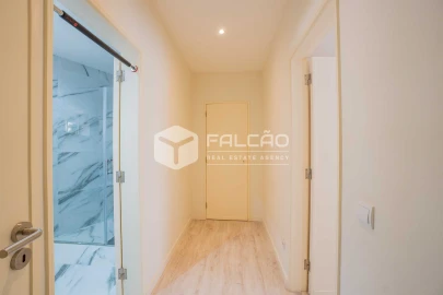 Apartamento T4 para Venda em Marvila, Ribeira Santarém, São Salvador, São Nicolau