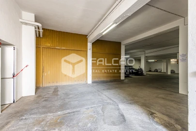 Apartamento T4 para Venda em Marvila, Ribeira Santarém, São Salvador, São Nicolau