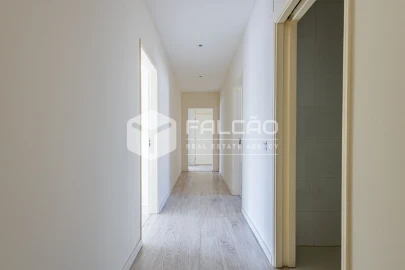 Apartamento T4 para Venda em Marvila, Ribeira Santarém, São Salvador, São Nicolau
