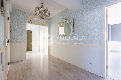 Apartamento T4 para Venda em Marvila, Ribeira Santarém, São Salvador, São Nicolau
