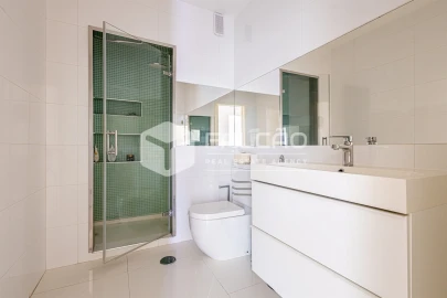 Apartamento T4 para Venda em Marvila, Ribeira Santarém, São Salvador, São Nicolau