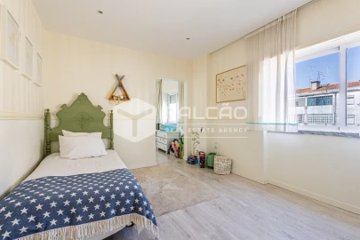 Apartamento T4 para Venda em Marvila, Ribeira Santarém, São Salvador, São Nicolau