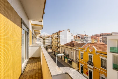 Apartamento T4 para Venda em Marvila, Ribeira Santarém, São Salvador, São Nicolau