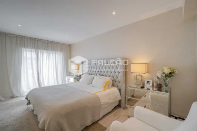 Apartamento T4 para Venda em Marvila, Ribeira Santarém, São Salvador, São Nicolau