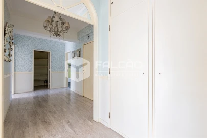 Apartamento T4 para Venda em Marvila, Ribeira Santarém, São Salvador, São Nicolau