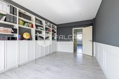 Apartamento T4 para Venda em Marvila, Ribeira Santarém, São Salvador, São Nicolau