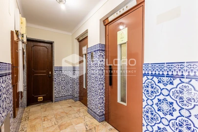 Apartamento T4 para Venda em Marvila, Ribeira Santarém, São Salvador, São Nicolau