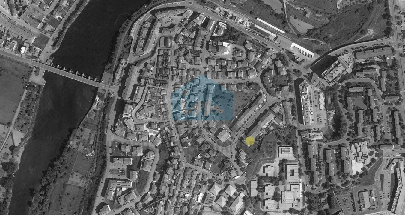 Terreno para Venda em Mirandela Foto 8