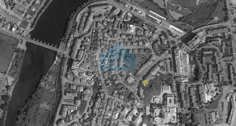 Terreno para Venda em Mirandela Foto 8