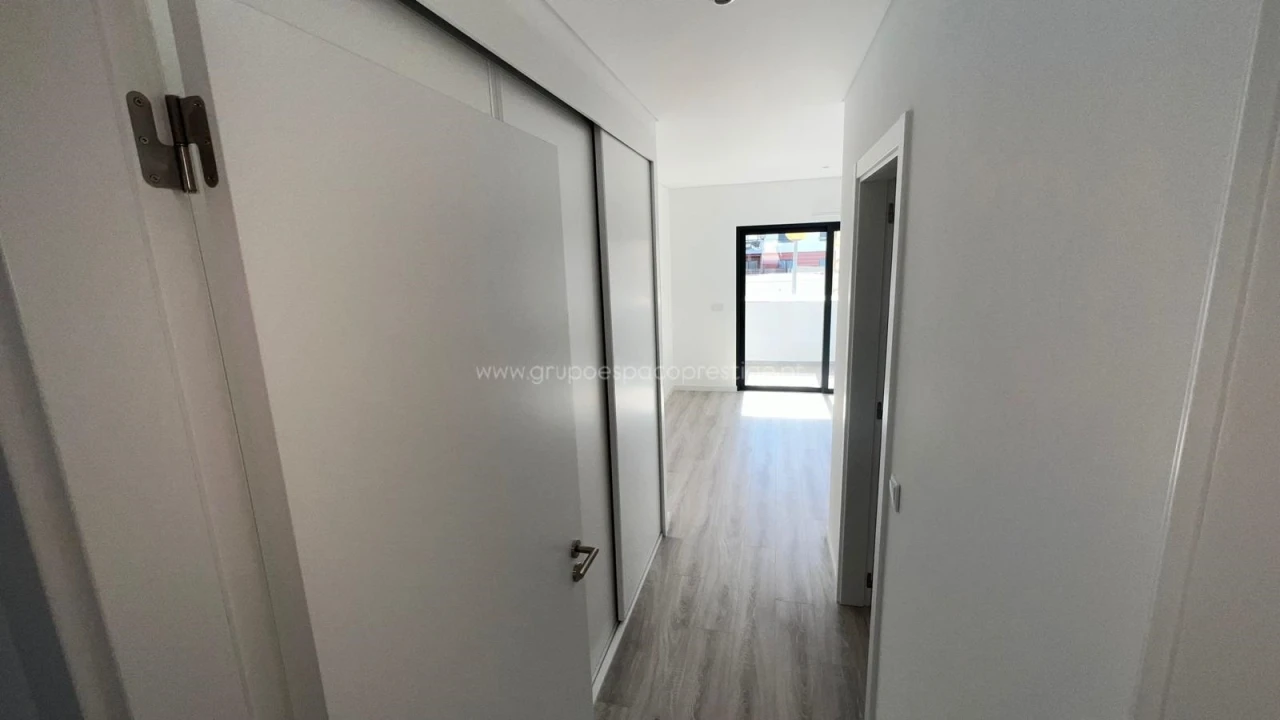 Apartamento T4 para Venda em Tavira (Santa Maria e Santiago) Foto 23