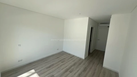 Apartamento T4 para Venda em Tavira (Santa Maria e Santiago)