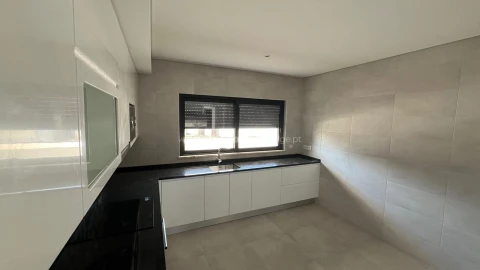 Apartamento T4 para Venda em Tavira (Santa Maria e Santiago)