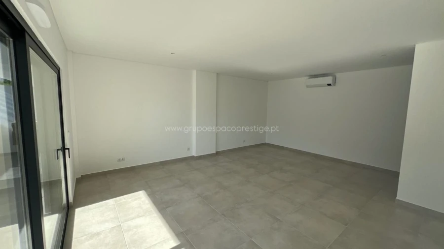Apartamento T4 para Venda em Tavira (Santa Maria e Santiago) Foto 8