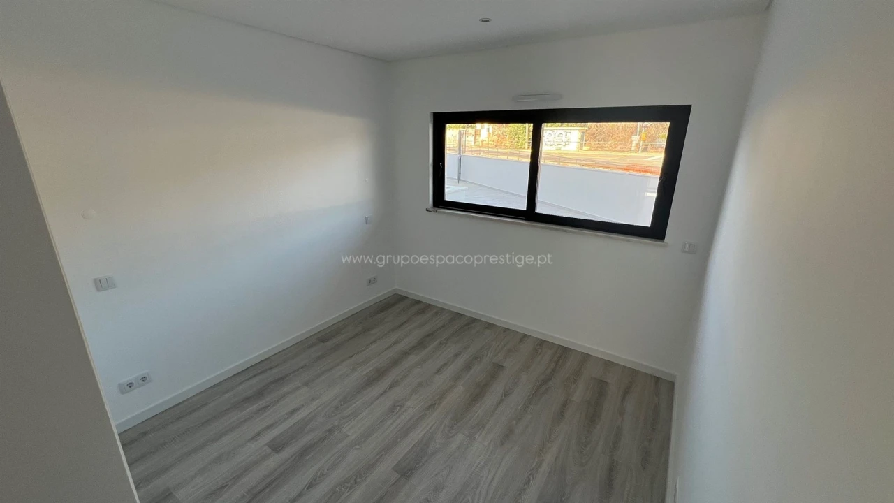 Apartamento T4 para Venda em Tavira (Santa Maria e Santiago) Foto 15