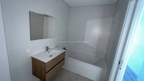 Apartamento T4 para Venda em Tavira (Santa Maria e Santiago)