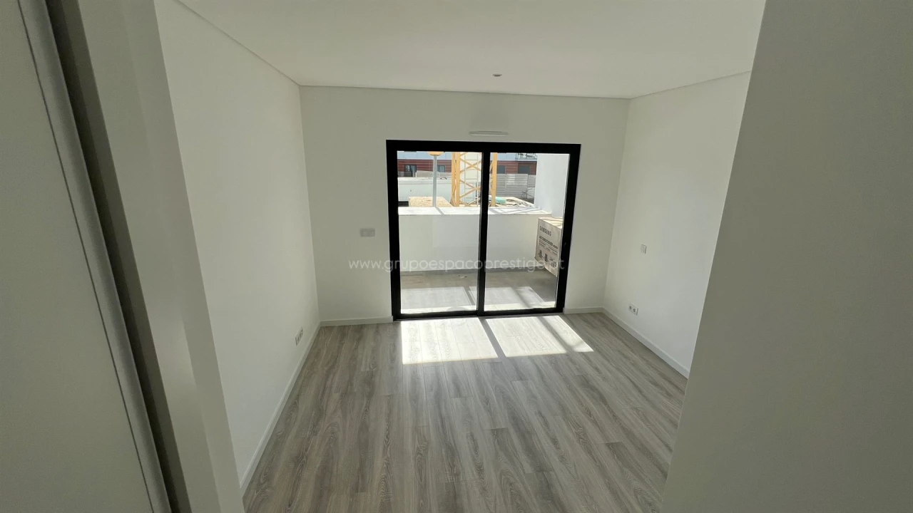 Apartamento T4 para Venda em Tavira (Santa Maria e Santiago) Foto 20