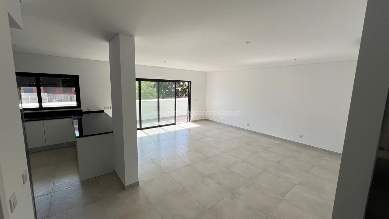 Apartamento T4 para Venda em Tavira (Santa Maria e Santiago) Foto 6