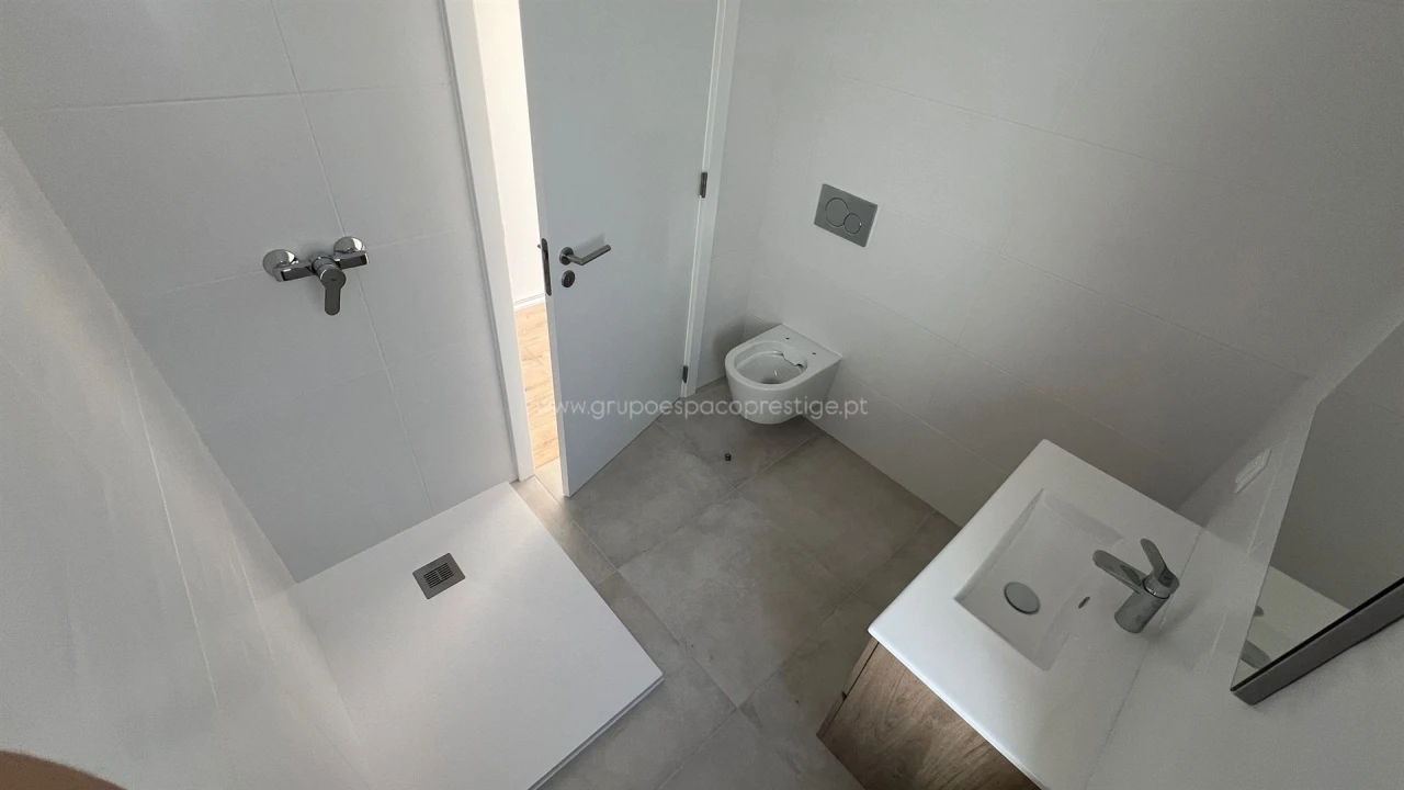 Apartamento T4 para Venda em Tavira (Santa Maria e Santiago) Foto 55