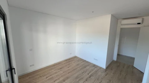 Apartamento T4 para Venda em Tavira (Santa Maria e Santiago)