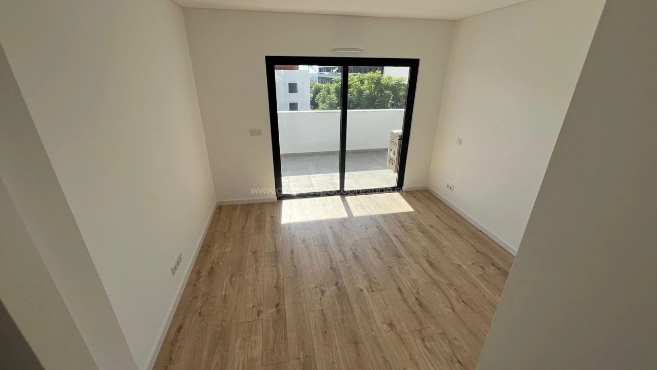 Apartamento T4 para Venda em Tavira (Santa Maria e Santiago) Foto 27