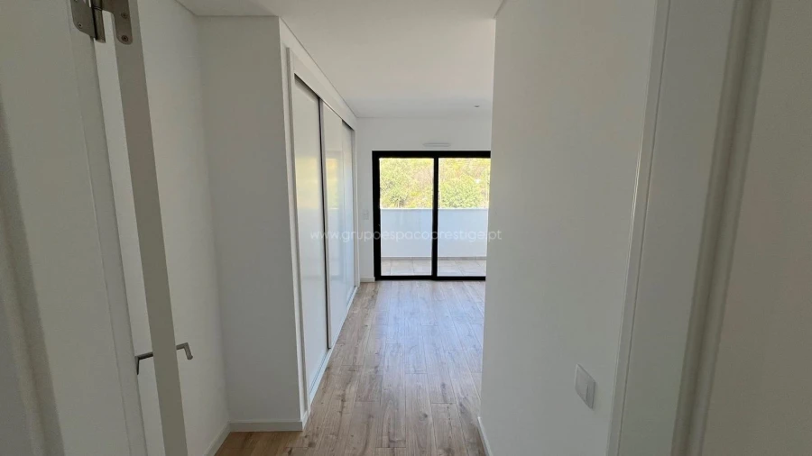 Apartamento T4 para Venda em Tavira (Santa Maria e Santiago) Foto 8