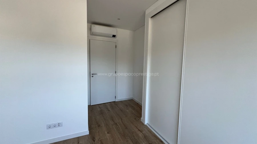 Apartamento T4 para Venda em Tavira (Santa Maria e Santiago) Foto 47