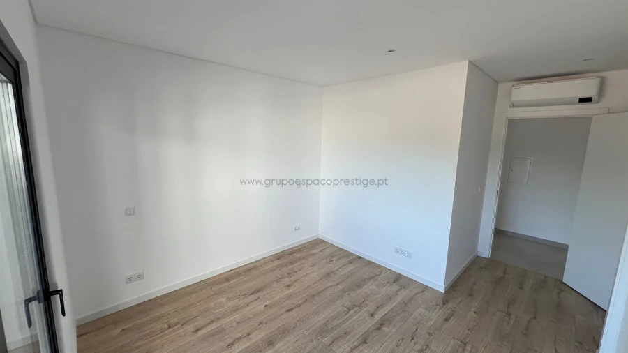 Apartamento T4 para Venda em Tavira (Santa Maria e Santiago) Foto 45