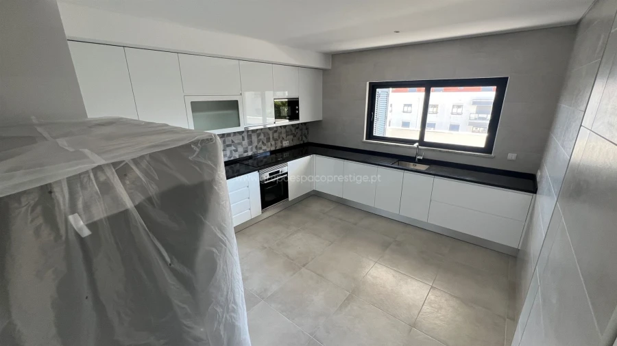 Apartamento T4 para Venda em Tavira (Santa Maria e Santiago) Foto 44