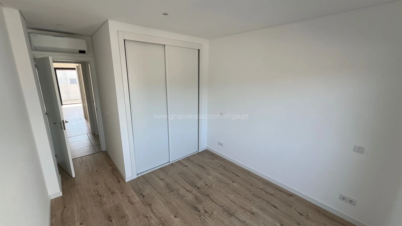 Apartamento T4 para Venda em Tavira (Santa Maria e Santiago) Foto 51