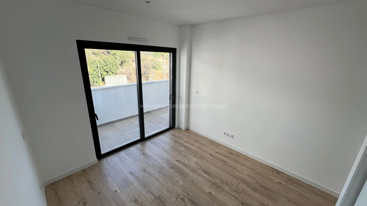 Apartamento T4 para Venda em Tavira (Santa Maria e Santiago) Foto 52