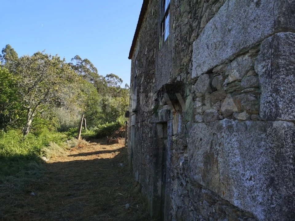 Moradia T2 para Venda em Venade e Azevedo Foto 5
