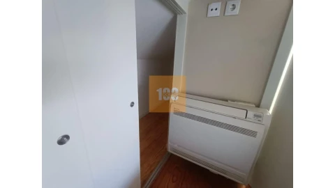 Apartamento para Venda em Cedofeita, Santo Ildefonso, Sé, Miragaia, São Nicolau e Vitória